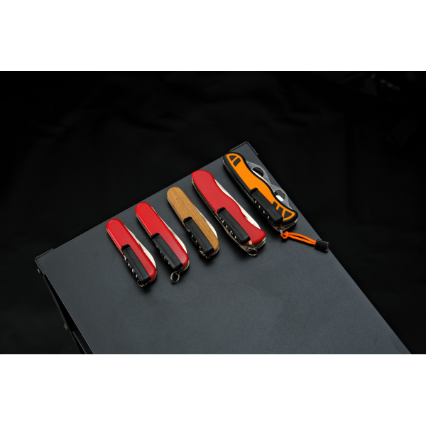 Klip vreckový SPEC WRKS Pocket Clip pre švajčiarske nože VICTORINOX