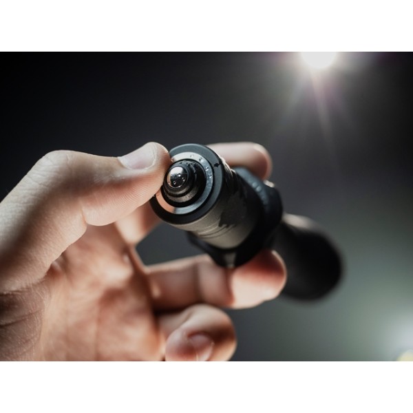 Svietidlo ručné taktické LED ARMYTEK Dobermann Pro Magnet USB, nabíjateľné - čierne
