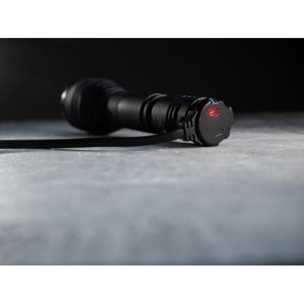 Svietidlo ručné LED ARMYTEK Viking Magnet USB Warm - nabíjateľné