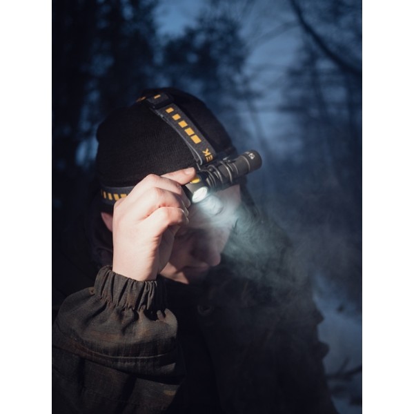 Svietidlo multifunkčné ARMYTEK Wizard C2 Magnet USB White - čierne
