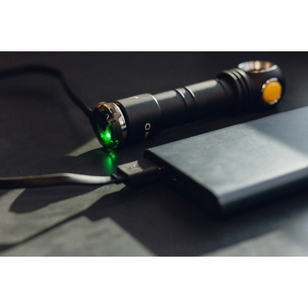 Svietidlo multifunkčné ARMYTEK Wizard C2 Pro Magnet USB Warm Light - čierne